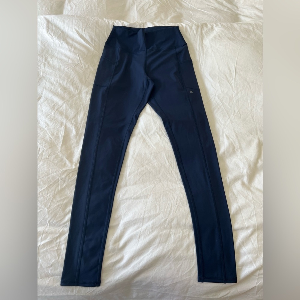Adair Active | Women’s SZ Large | Blue Leggings | EUC